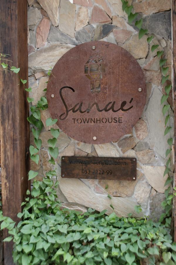 Sanae' Townhouse Chiang Mai Hotel Exterior photo